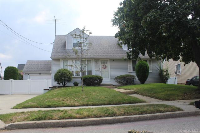 120 N Terrace Place, Valley Stream, NY 11580