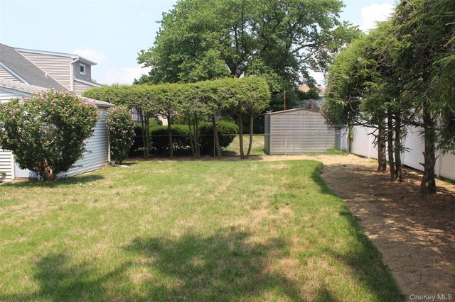 120 N Terrace Place, Valley Stream, NY 11580