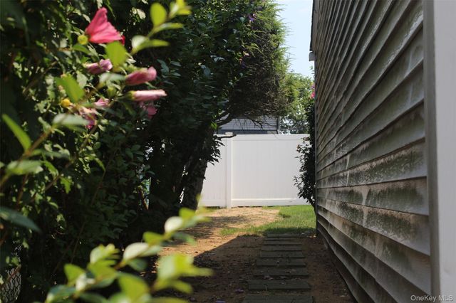 120 N Terrace Place, Valley Stream, NY 11580