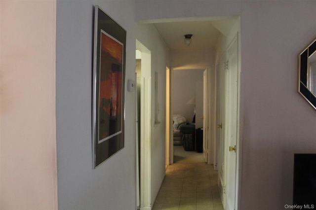 120 N Terrace Place, Valley Stream, NY 11580