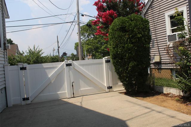 120 N Terrace Place, Valley Stream, NY 11580