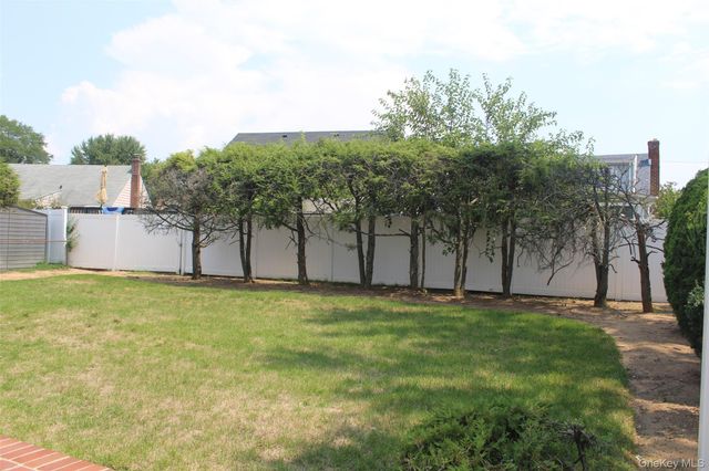 120 N Terrace Place, Valley Stream, NY 11580