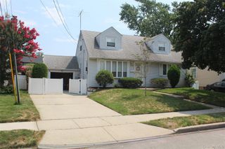 120 N Terrace Place, Valley Stream, NY 11580