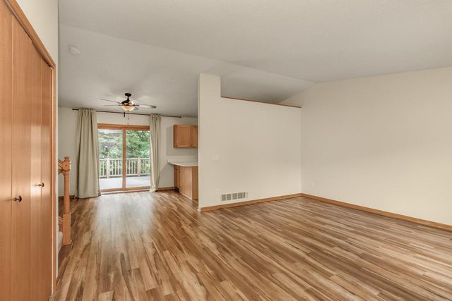 4693 Heather Ridge Road N, Oakdale, MN 55128