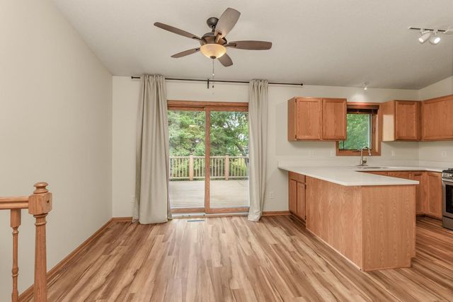 4693 Heather Ridge Road N, Oakdale, MN 55128