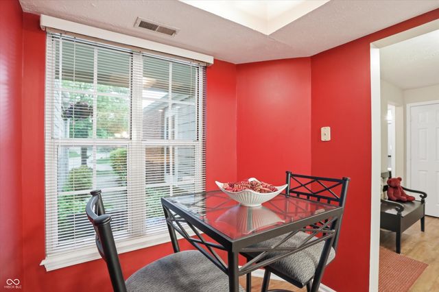 9352 Aberdare Drive, Indianapolis, IN 46250