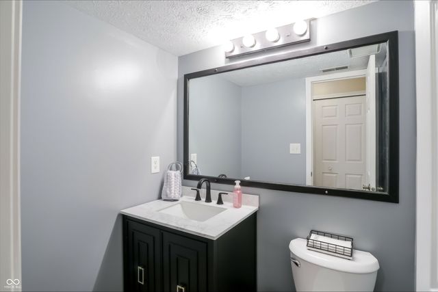 9352 Aberdare Drive, Indianapolis, IN 46250