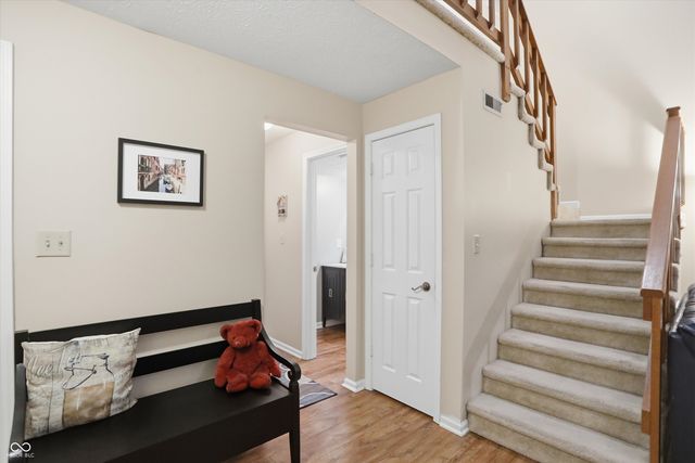9352 Aberdare Drive, Indianapolis, IN 46250