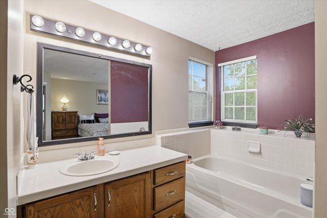 9352 Aberdare Drive, Indianapolis, IN 46250