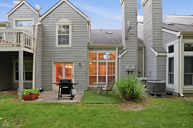 9352 Aberdare Drive, Indianapolis, IN 46250