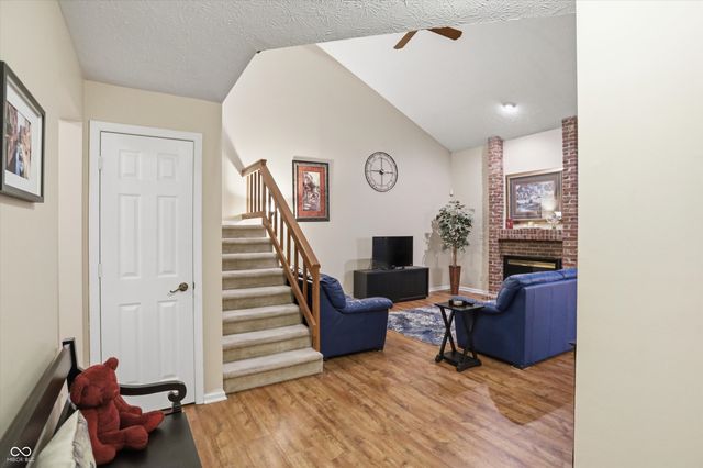 9352 Aberdare Drive, Indianapolis, IN 46250