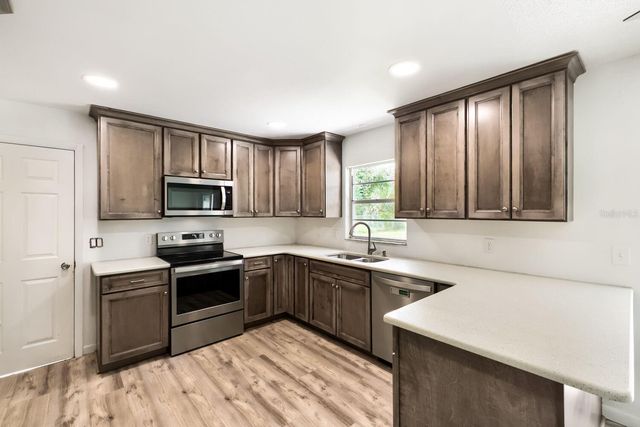 2715 RAMSEY DR, Apopka, FL 32703