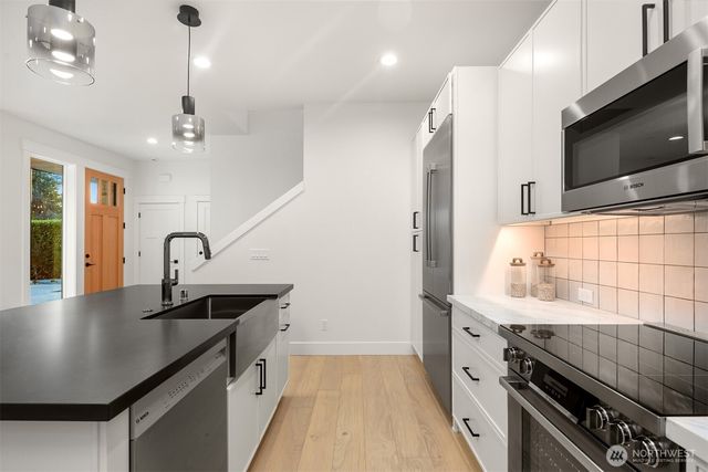 634 + 636 Eleventh Avenue, Kirkland, WA 98033