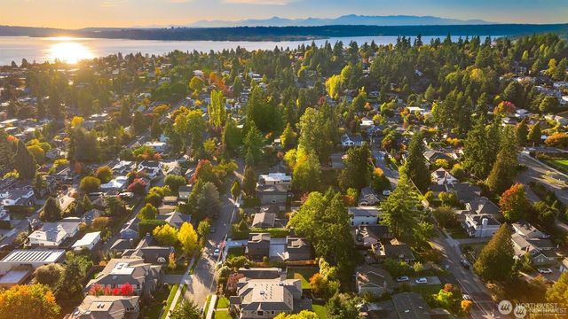 634 + 636 Eleventh Avenue, Kirkland, WA 98033