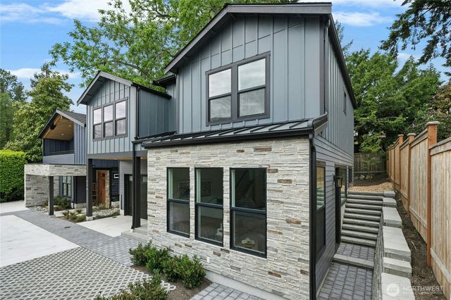 634 + 636 Eleventh Avenue, Kirkland, WA 98033