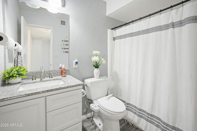 9521 N 43RD Drive, Glendale, AZ 85302