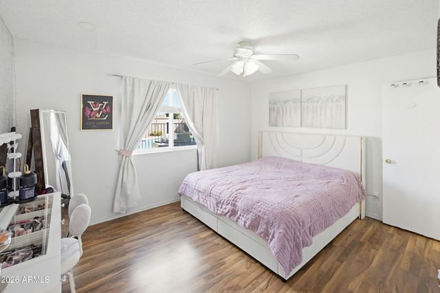 9521 N 43RD Drive, Glendale, AZ 85302