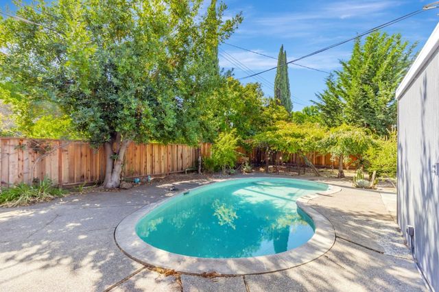 418 Ferne Avenue, Palo Alto, CA 94306