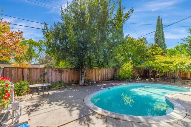 418 Ferne Avenue, Palo Alto, CA 94306