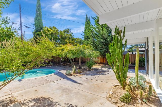 418 Ferne Avenue, Palo Alto, CA 94306