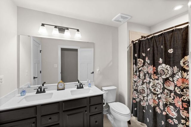 11218 WILLOW OAK CT, Fredericksburg, VA 22407