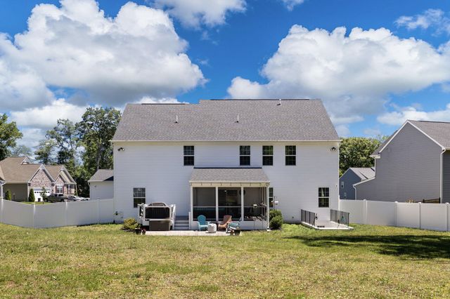 11218 WILLOW OAK CT, Fredericksburg, VA 22407