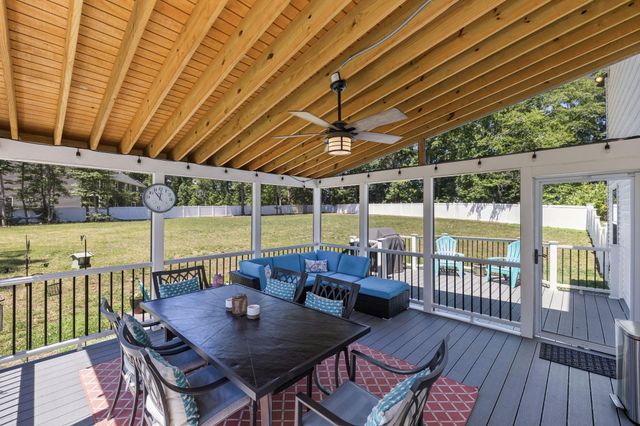 11218 WILLOW OAK CT, Fredericksburg, VA 22407