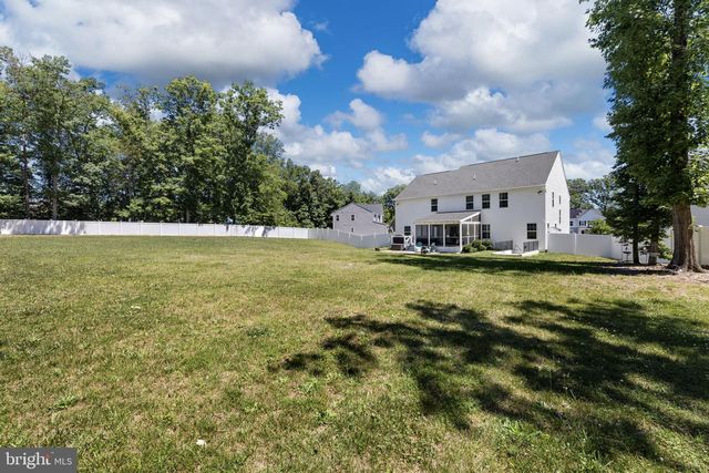 11218 WILLOW OAK CT, Fredericksburg, VA 22407
