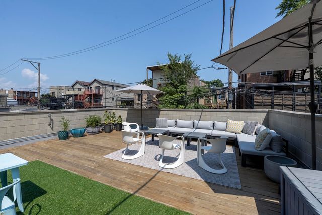 2726 W CORTEZ Street 1, Chicago, IL 60622