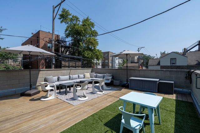 2726 W CORTEZ Street 1, Chicago, IL 60622