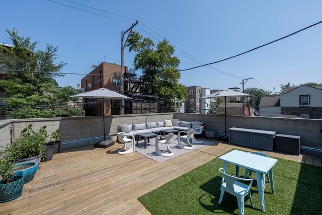 2726 W CORTEZ Street 1, Chicago, IL 60622