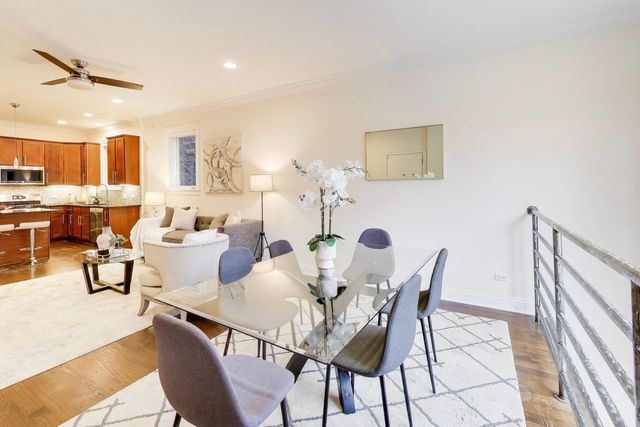 2726 W CORTEZ Street 1, Chicago, IL 60622