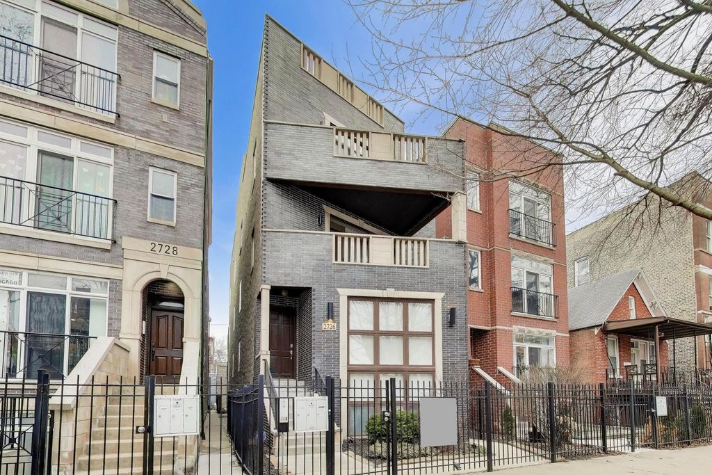 2726 W CORTEZ Street 1, Chicago, IL 60622