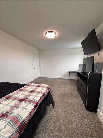 521 Spring St, Brownsville, PA 15417