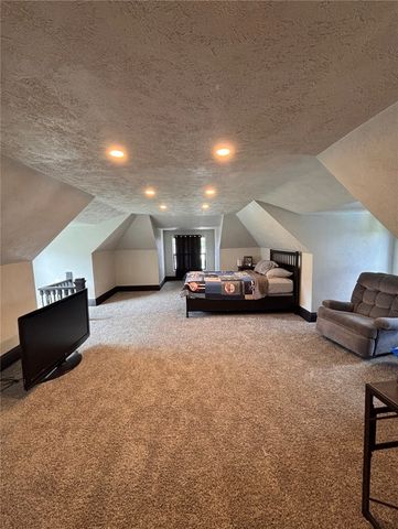 521 Spring St, Brownsville, PA 15417