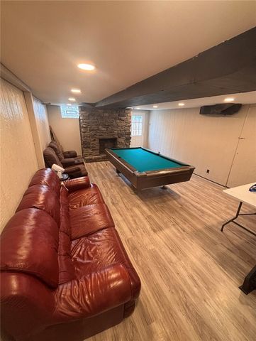 521 Spring St, Brownsville, PA 15417