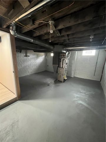521 Spring St, Brownsville, PA 15417