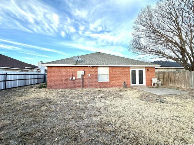 3907 Owen Street, Plainview, TX 79072
