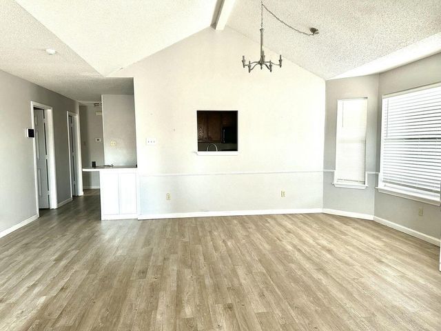 3907 Owen Street, Plainview, TX 79072