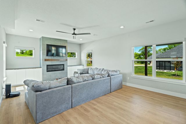 540 ANGELS REST WAY, Columbia, MO 65203