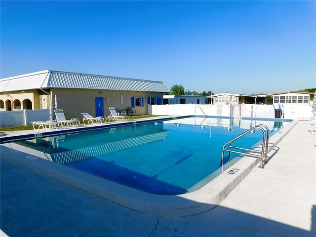 5323 SEVILLE DRIVE, Zephyrhills, FL 33541