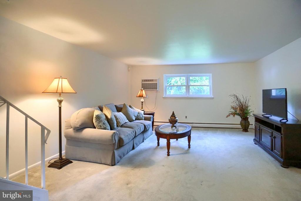 7321 VALLEY AVE, PHILADELPHIA, PA 19128 — photo 3