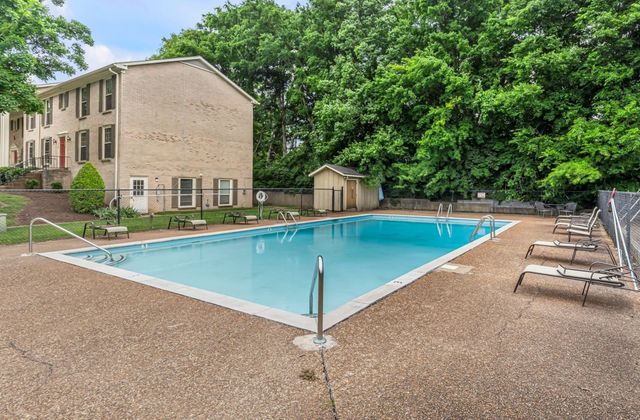 1011 Murfreesboro Rd Unit L10, Franklin, TN 37064