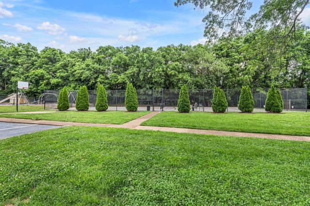 1011 Murfreesboro Rd Unit L10, Franklin, TN 37064