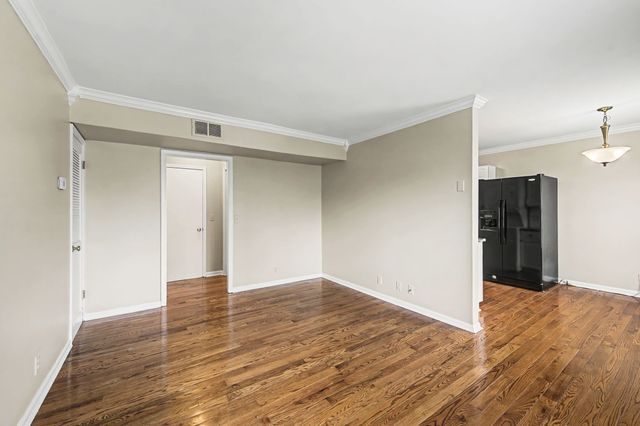 1011 Murfreesboro Rd Unit L10, Franklin, TN 37064