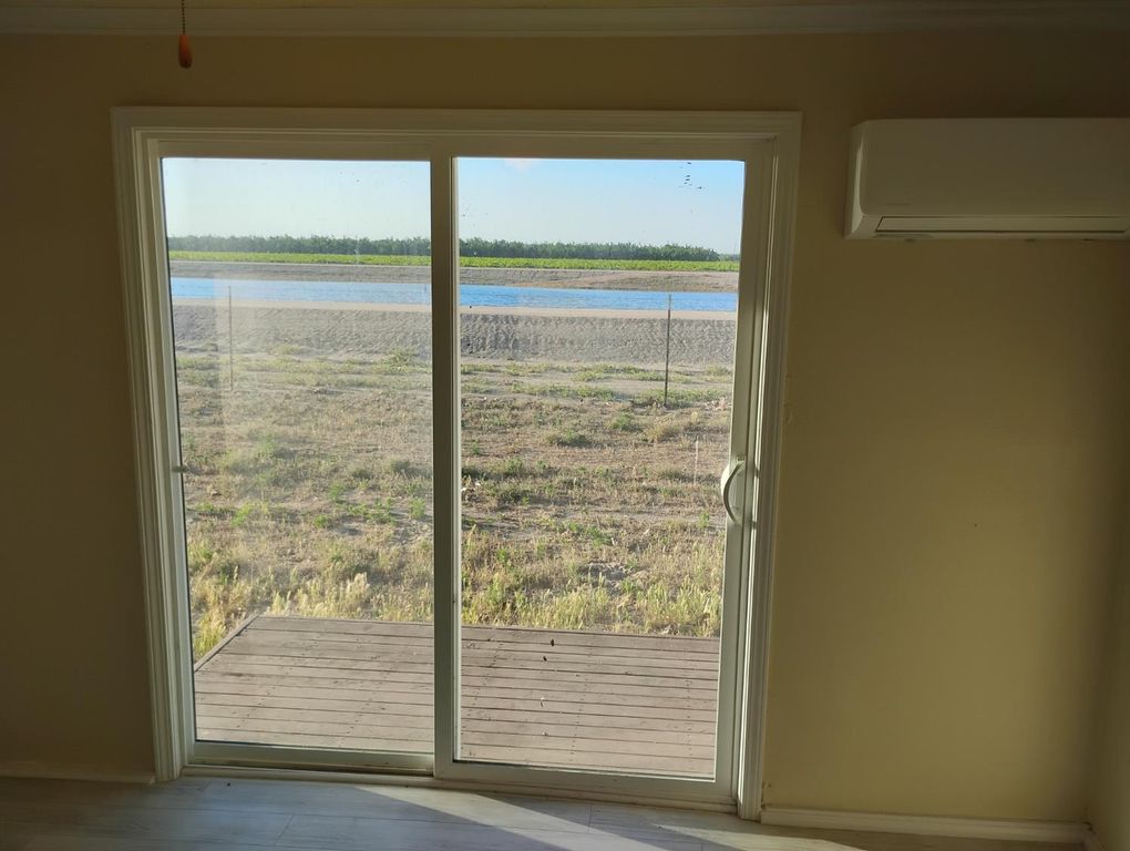 Image 26 of property listing at 2545 N Siskiyou Avenue, Kerman, CA 93630