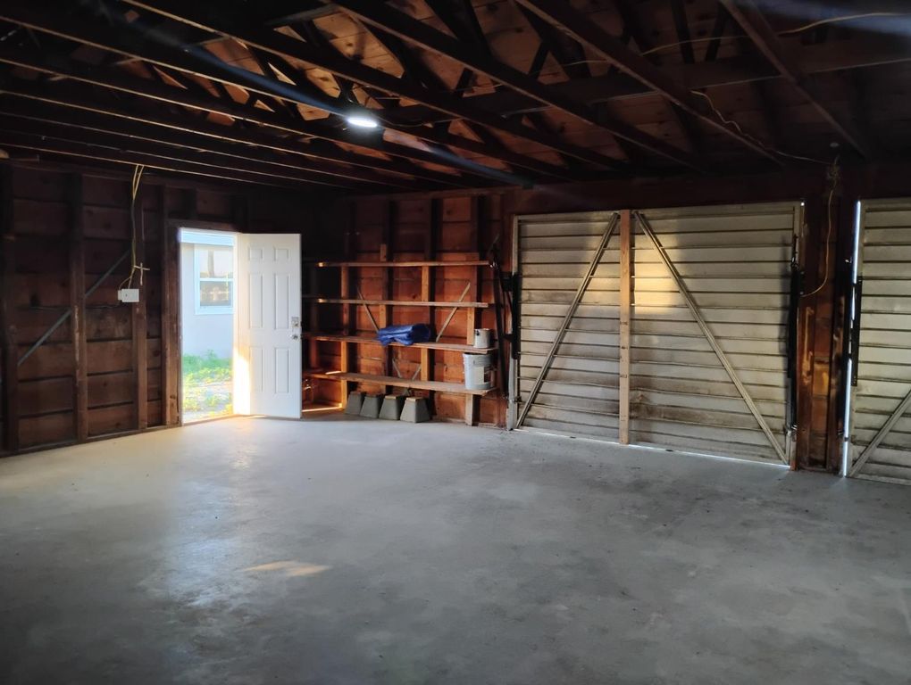 Image 34 of property listing at 2545 N Siskiyou Avenue, Kerman, CA 93630