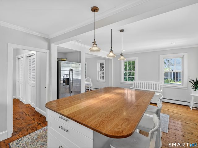 36 Pearl Street, Groton, CT 06355
