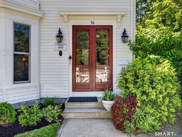 36 Pearl Street, Groton, CT 06355