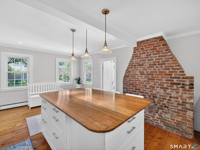 36 Pearl Street, Groton, CT 06355